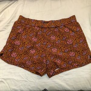 Madewell Pull on patterned floral paisley shorts